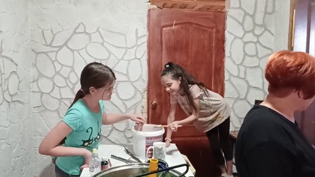 Все закрыто, но мы не ищем легких путей. Продолжаем ремонт смотреть онлайн