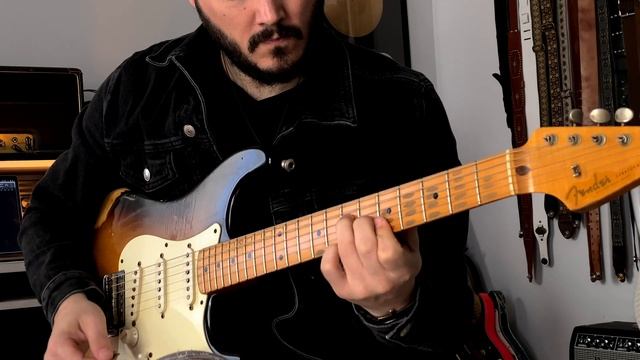Tony Martinez with a Thermion Zero clean tones & reverb смотреть онлайн