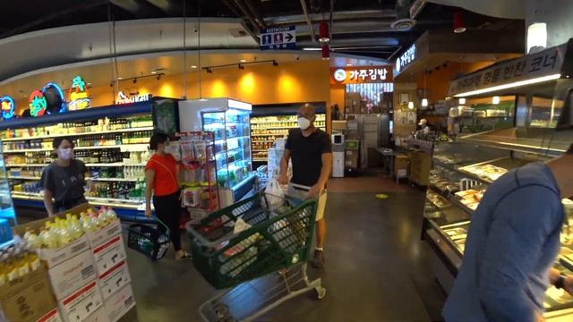 California Market (Los Angeles, CA) смотреть онлайн