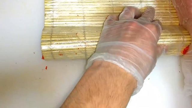 Красивый ролл, треугольной формы. Домашний ролл. Sushi Roll смотреть онлайн