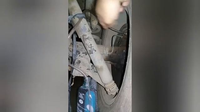 Paano magflushing ng Brake at Clutch Fluid? Toyota Liteace Km36 Diy смотреть онлайн