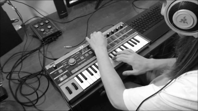 Standing The Test of Time, Korg MicroKorg смотреть онлайн