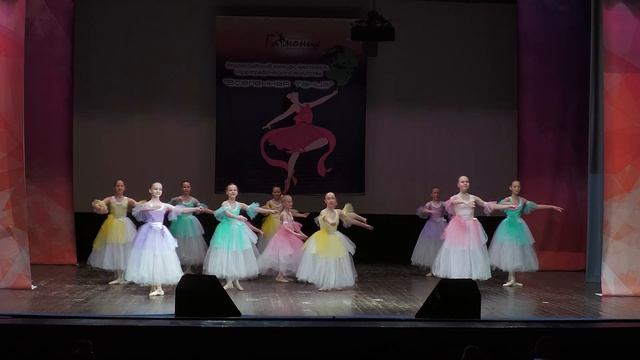 Весенняя палитра - Айседора. 6 класс. ДШИ ТКК им. Львова. Вселенная танца (22.04.2023) смотреть онлайн