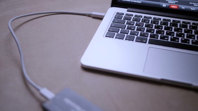 Blackmagic ultrastudio mini recorder, обзорчик гаджета для видеотрасляций на Macbook смотреть онлайн