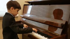 Андрей Гончаров исполняет свои композиции / Andrey Goncharov performs own compositions