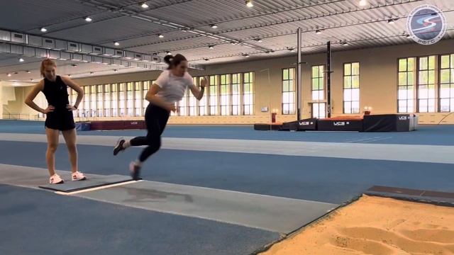 Тренировка женской команды от Алексея Горлачева смотреть онлайн