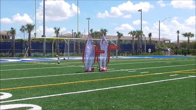 Juli Free kicks 45 degrees смотреть онлайн