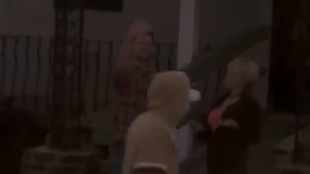 Дома, построенные в октябре -жанр ужасы