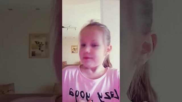 #сегодня я буду учить вас как пукать незаметно чтобы не было этого звука два очень важных трубочкой смотреть онлайн