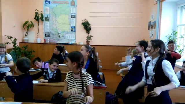 Флешмоб на уроке русского языка смотреть онлайн