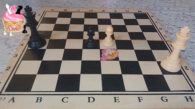 ВЗЯТИЕ или БОЙ НА ПРОХОДЕ пешки в шахматах. Обучающие видео уроки в шахматы для детей смотреть онлайн