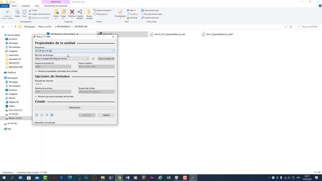 Como crear un USB Booteable Windows 10 Pro // Para Formatear PC смотреть онлайн