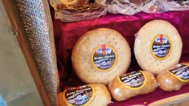 РОЖДЕСТВЕНСКИЙ БАЗАР В ШВЕЙЦАРИИ БЕЗ КОДОВ И ТЕСТОВ смотреть онлайн