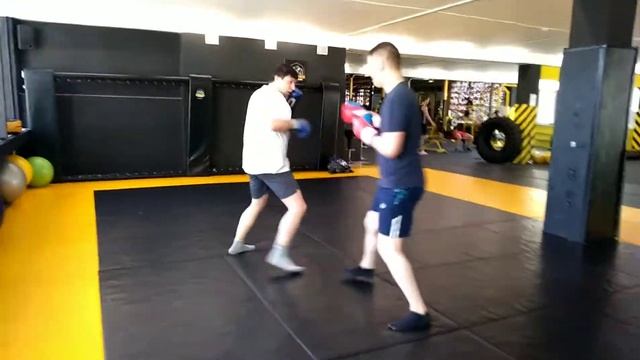 Маркин. Д.Н.Тула. Клуб ХУЛИГАН. Утренняя группа 7.00 - 10.00 6.04.2018 г. смотреть онлайн