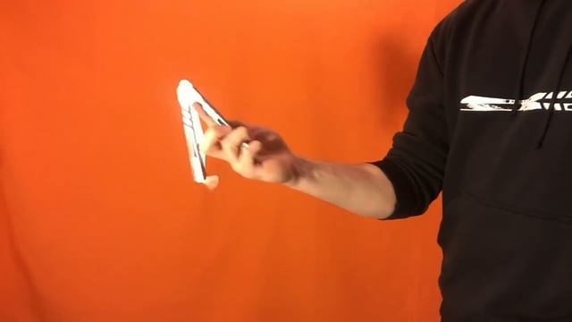 Butterfly Knife Tricks for Beginners #11.5 (Basic Reversal) смотреть онлайн