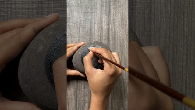 Realistic Koi Fish on Stone Acrylic Painting Tutorial - Paintastic Arts смотреть онлайн