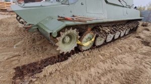 Переобуваем гусянки на МТЛБ.