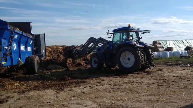NOWY NABYTEK Załadunek obornika New Holland T6050 Rorzutnik Metal Fach N274 смотреть онлайн