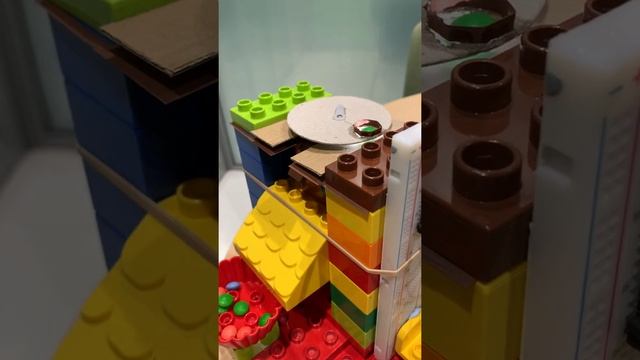 Candy Sorter (NodeMCU/ESP32, TCS34725, Servo) смотреть онлайн