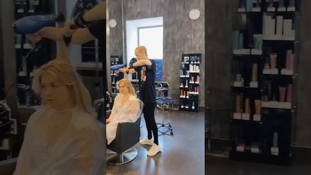 «Экспресс-растяжки цвета» с Дарьей Васильевой в @ESTELAcademySPb смотреть онлайн