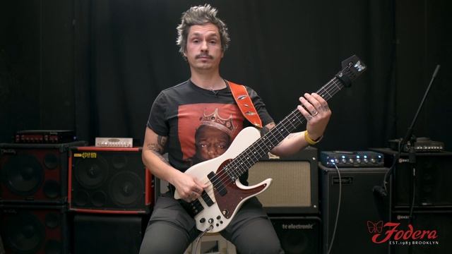 Demo & Lesson | Mike Bendy's Fodera Mini MG ? смотреть онлайн