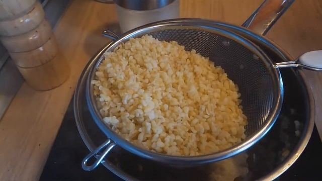 Как приготовить курицу и булгур | Ужин дома | Обзор куриное филе с булгуром горошком и арахисом смотреть онлайн