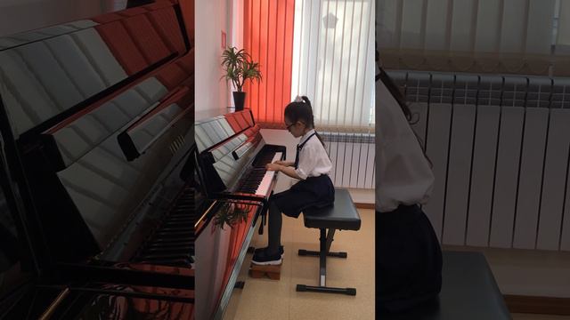 Ф. Каттинг «Куранта» a-moll А. Роули «В стране гномов» a-moll смотреть онлайн