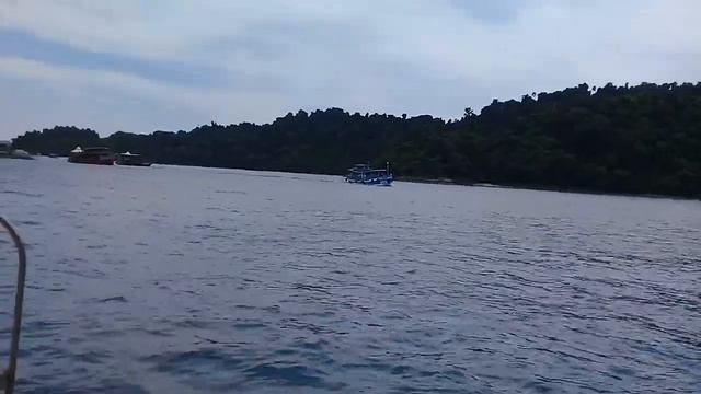 Mu Koh Chang Marine National Park смотреть онлайн