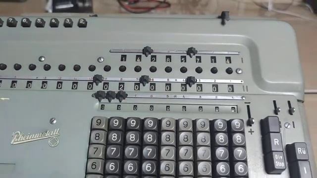 Вычислительный автомат Rheinmetall SAR IIc #241359, 2.1958 смотреть онлайн