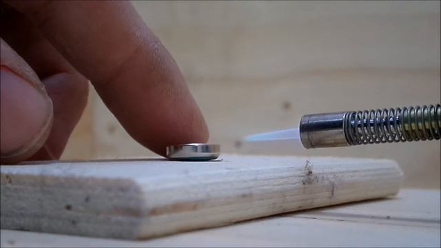 gas torch vs watch battery смотреть онлайн