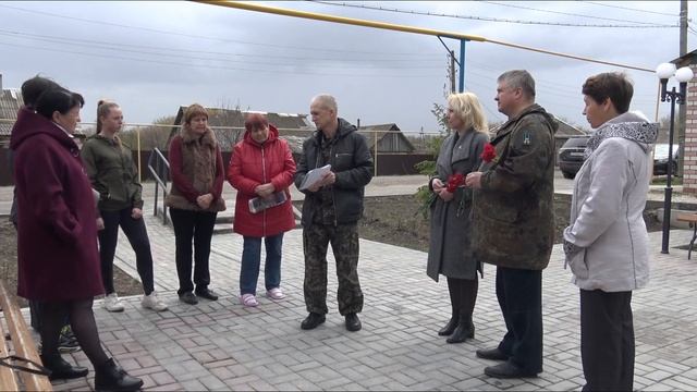 Поисковики на встрече с жителями села Тёпловка смотреть онлайн