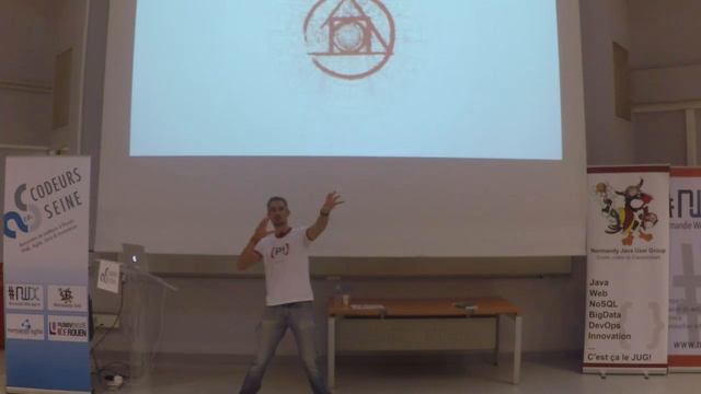 L’ère PostCSS: de la feuille de styles préprocéssée aux CSS - Modules Maxime Thirouin смотреть онлайн