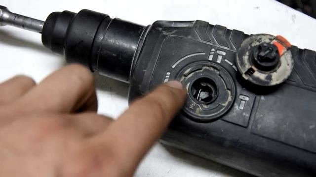 Как поставить переключатель режимов на перфоратор 2-24 Bosch смотреть онлайн
