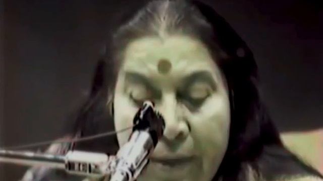 1982 год, 11 июля Лекция Матери "От войда до сахасрары". Дерби, Англия. Перевод О. Пулькиной смотреть онлайн