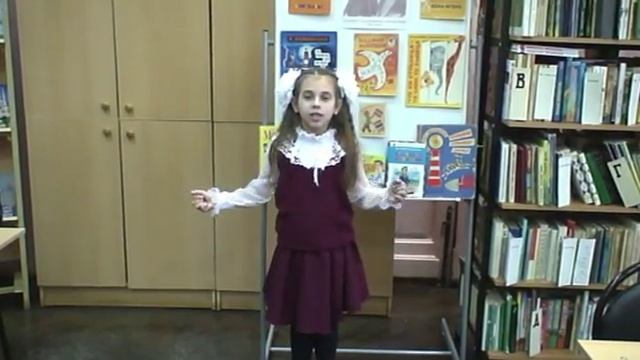 Страна читающая - Крылова Ксения читает произведение "Что такое хорошо" В. В. Маяковского смотреть онлайн