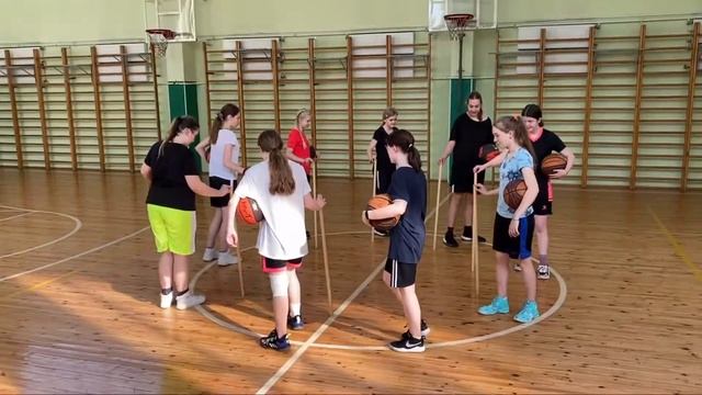Упражнения – игры с гимнастическими палками. смотреть онлайн