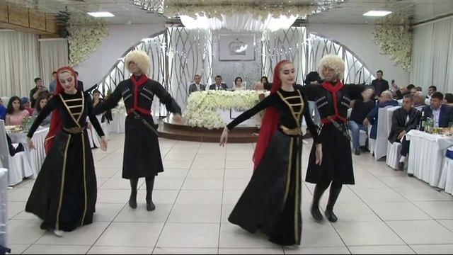 Зажигательная лезгинка смотреть онлайн