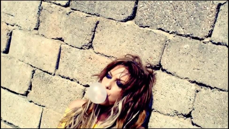 Tony Ray feat. Ingrid Gjoni - My heart is cryin смотреть онлайн