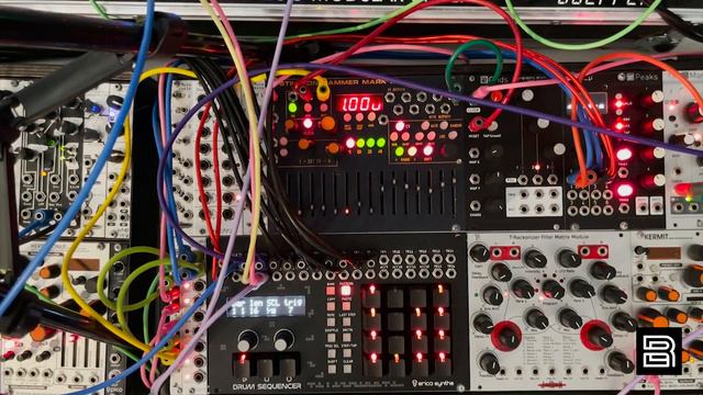 ERICA SYNTHS DRUM SEQUENCER JAM смотреть онлайн