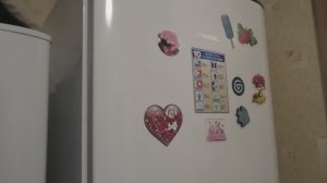 У меня не отключается  холодильник, что делать.