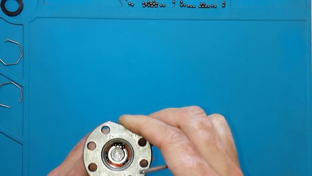 Как собрать гайку ШВП (SFU) без смазки! How to assemble a ball screw nut (SFU) without lubrication! смотреть онлайн