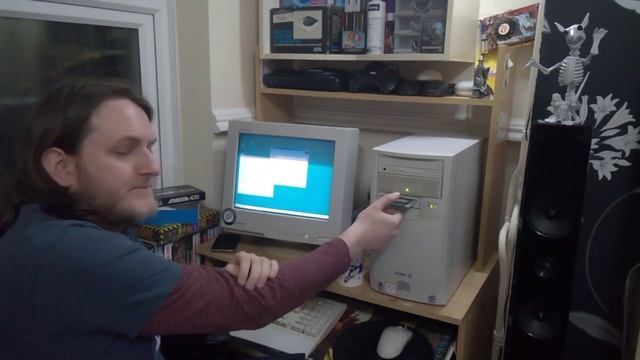Chapter 1: Exploring & Testing The Acer AcerPower S APSE2A Windows 98 Machine смотреть онлайн