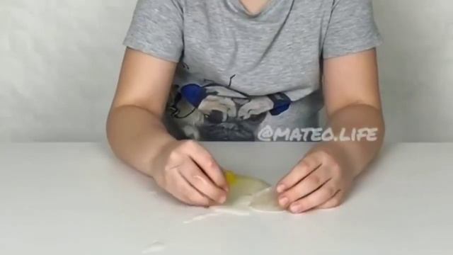 Как легко сделать ЯЙЦО АНТИСТРЕСС в домашних условиях.Опыты с яйцом.Резиновое яйцо. смотреть онлайн