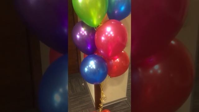 Фонтан из 10 латексных шаров на подставке смотреть онлайн