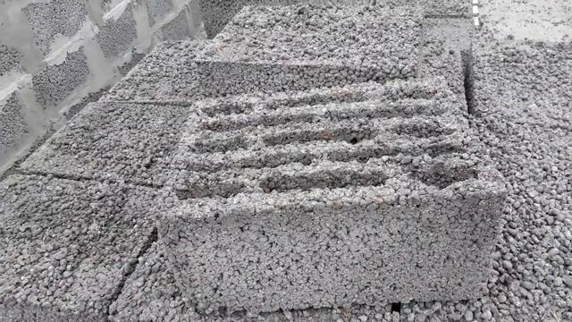 Стройка продолжается. Второй этаж. Торопимся, зима не за горами. смотреть онлайн