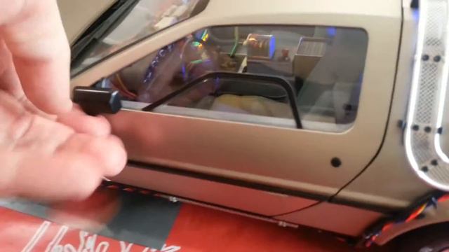DEAGOSTINI Eaglemoss DELOREAN 1/8