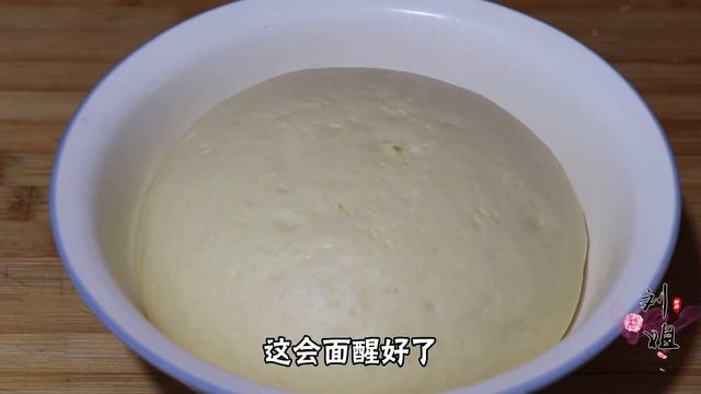 我家土豆从不炒着吃，试试这做法，不烙不油炸，暄软鲜香还拉丝【刘姐厨房 Magic Food】#土豆 #土豆食谱 #土豆做法 смотреть онлайн