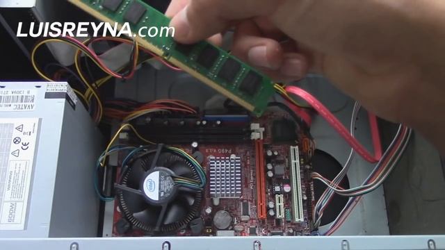 Mi computadora enciende pero el monitor no muestra video /pantalla oscura смотреть онлайн