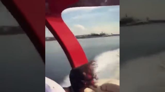 Мы просто катались на катере магнифф 270 смотреть онлайн