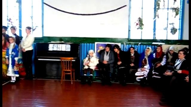 FILOCALIA в Лишне: Florile Dalbe смотреть онлайн
